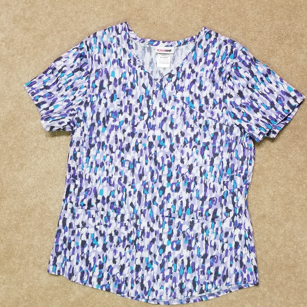Scrub top